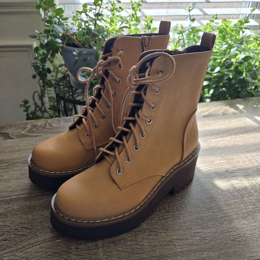 Soda Camel Lace-Up Combat Boots